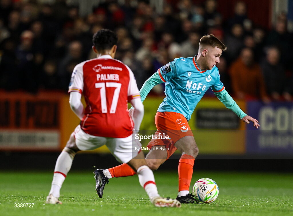 13 March 2026; Brandon Kavanagh of Drogheda United in action against Romal Palmer of St Patrick's Athletic during the SSE Airtricity Men's Premier Division match between St Patrick's Athletic and Drogheda United at Richmond Park in Dublin. Photo by Michael P Ryan/Sportsfile