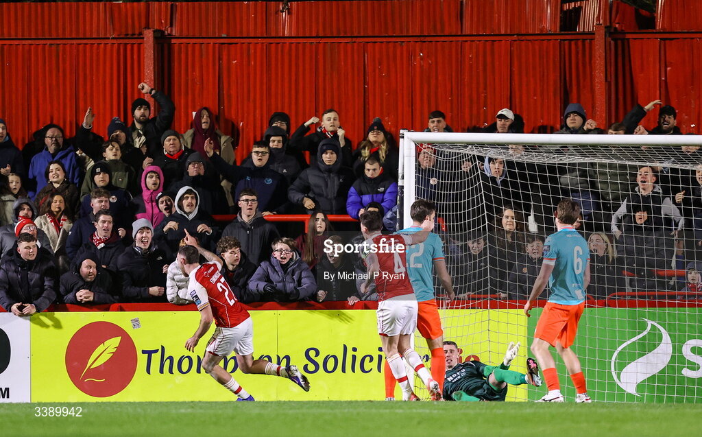 13 March 2026; Ryan Edmondson of St Patrick's Athletic left, celebrates after scoring his side's first goal during the SSE Airtricity Men's Premier Division match between St Patrick's Athletic and Drogheda United at Richmond Park in Dublin. Photo by Michael P Ryan/Sportsfile