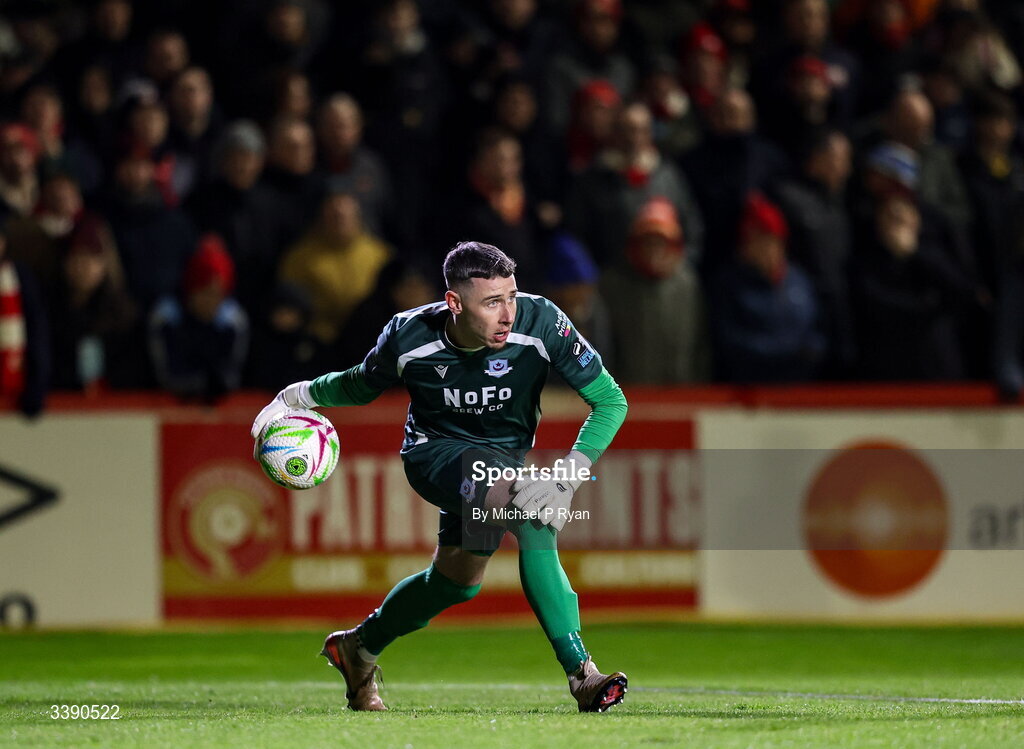 13 March 2026; Drogheda United goalkeeper Luke Dennison during the SSE Airtricity Men's Premier Division match between St Patrick's Athletic and Drogheda United at Richmond Park in Dublin. Photo by Michael P Ryan/Sportsfile
