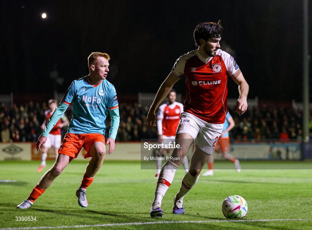 13 March 2026; Luke Turner of St Patrick's Athletic in action against Shane Farrell of Drogheda United during the SSE Airtricity Men's Premier Division match between St Patrick's Athletic and Drogheda United at Richmond Park in Dublin. Photo by Michael P Ryan/Sportsfile
