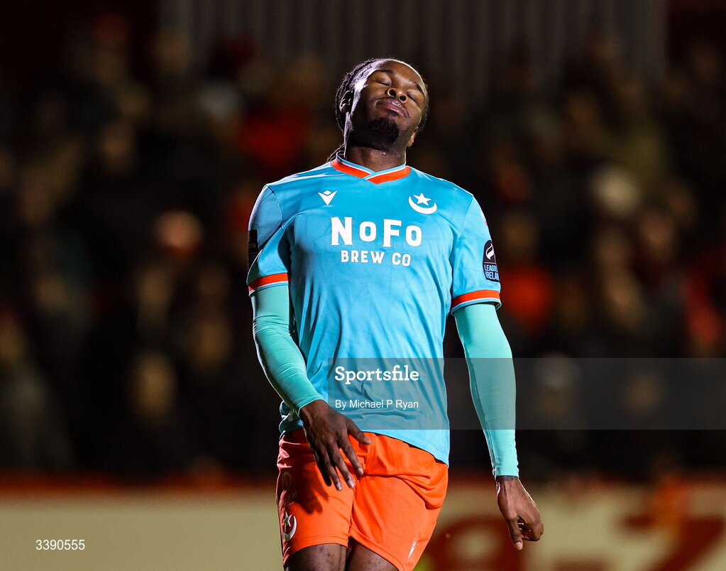 13 March 2026; Thomas Oluwa of Drogheda United reacts to a missed opportunity on goal during the SSE Airtricity Men's Premier Division match between St Patrick's Athletic and Drogheda United at Richmond Park in Dublin. Photo by Michael P Ryan/Sportsfile