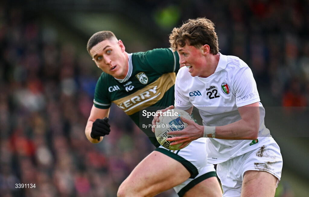 14 March 2026; Kobe McDonald of Mayo in action against Joe O'Connor of Kerry during the Allianz Football League Division 1 match between Kerry and Mayo at Austin Stack Park in Tralee, Kerry. Photo by Piaras Ó Mídheach/Sportsfile