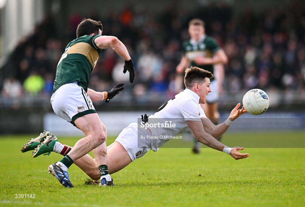 14 March 2026; Fergal Boland of Mayo in action against Paul Murphy of Kerry during the Allianz Football League Division 1 match between Kerry and Mayo at Austin Stack Park in Tralee, Kerry. Photo by Piaras Ó Mídheach/Sportsfile