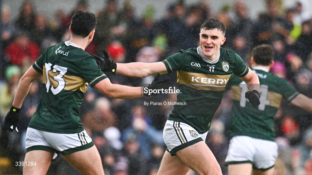 14 March 2026; Seán O'Shea, right, celebrates with team-mate Dylan Geaney, who scored their side's first goal, during the Allianz Football League Division 1 match between Kerry and Mayo at Austin Stack Park in Tralee, Kerry. Photo by Piaras Ó Mídheach/Sportsfile