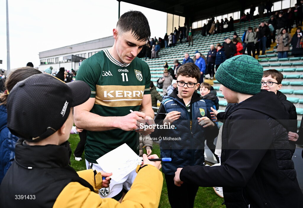 14 March 2026; Seán O'Shea of Kerry signs autographs after the Allianz Football League Division 1 match between Kerry and Mayo at Austin Stack Park in Tralee, Kerry. Photo by Piaras Ó Mídheach/Sportsfile