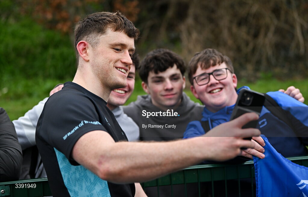10 March 2026; Oliver Coffey with supporters during a Leinster Rugby open training session at Skerries RFC in Skerries, Dublin. Photo by Ramsey Cardy/Sportsfile