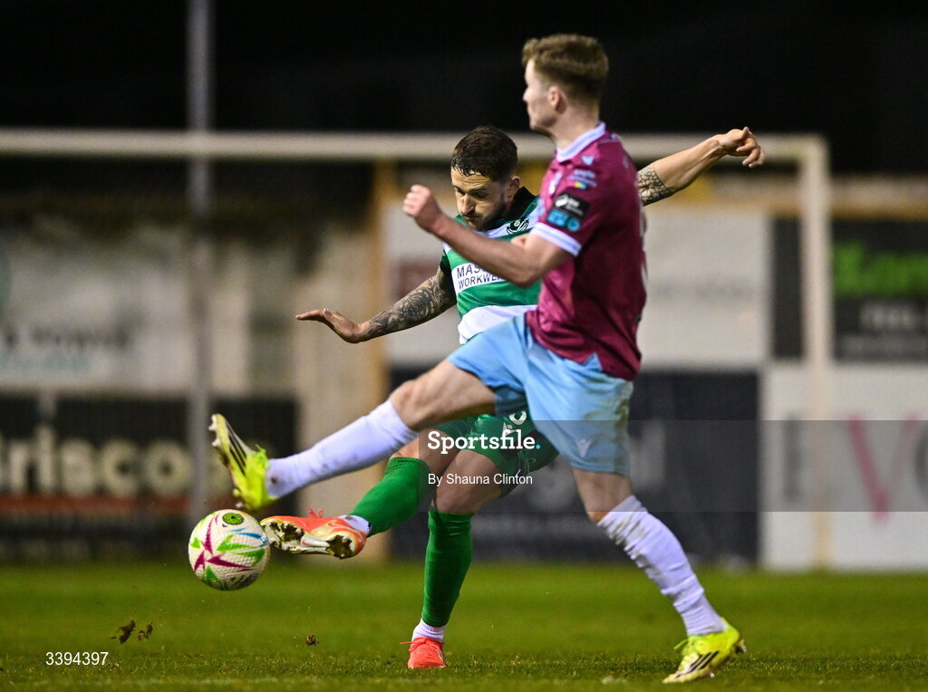 16 March 2026; Lee Grace of Shamrock Rovers in action against Conor Kane of Drogheda United during the SSE Airtricity Men's Premier Division match between Drogheda United and Shamrock Rovers at Sullivan & Lambe Park in Drogheda, Louth. Photo by Shauna Clinton/Sportsfile