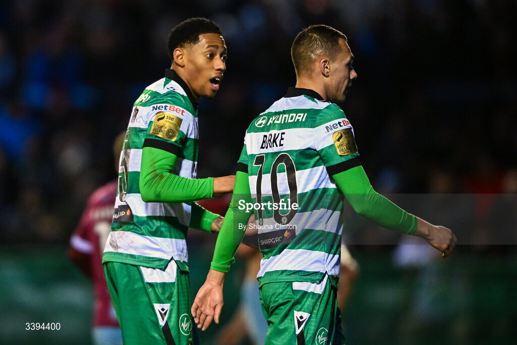 16 March 2026; Maleace Asamoah of Shamrock Rovers, left, speaks to team-mate Graham Burke during the SSE Airtricity Men's Premier Division match between Drogheda United and Shamrock Rovers at Sullivan & Lambe Park in Drogheda, Louth. Photo by Shauna Clinton/Sportsfile