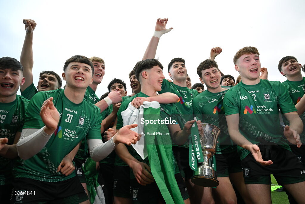 17 March 2026; Coláiste Mhuire Mullingar players celebrate after the Masita GAA Post Primary Schools Hogan Cup final match between Coláiste Mhuire Mullingar, Westmeath, and Tralee CBS, Kerry, at Croke Park in Dublin. Photo by Paul Phelan/Sportsfile