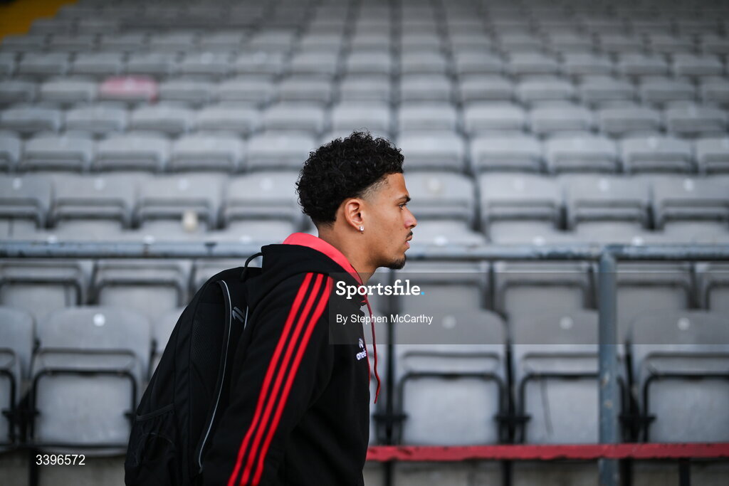 20 March 2026; Zane Myers of Bohemians arrives for the SSE Airtricity Men's Premier Division match between Bohemians and Dundalk at Dalymount Park in Dublin. Photo by Stephen McCarthy/Sportsfile