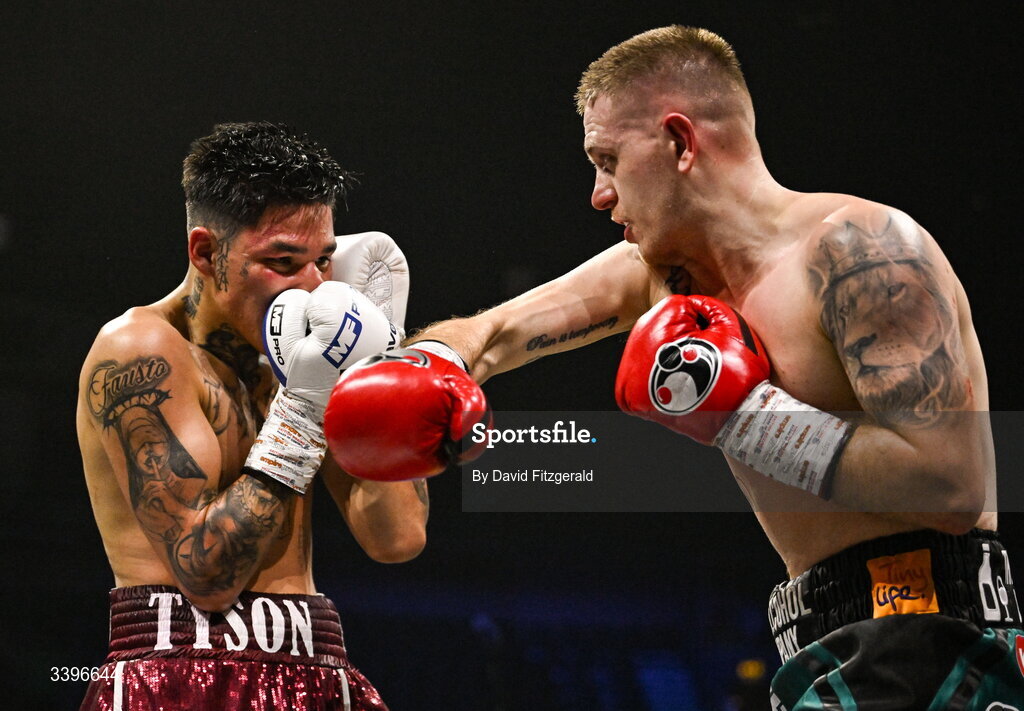 20 March 2026; Kurt Walker, right, Yahir Alexander Solorio Morales trade punches during their lightweight bout at the SSE Arena in Belfast. Photo by David Fitzgerald/Sportsfile
