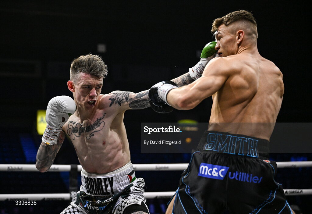 20 March 2026; Lee Gormley, left, in action against Codie Smith during their super featherweight bout at the SSE Arena in Belfast. Photo by David Fitzgerald/Sportsfile