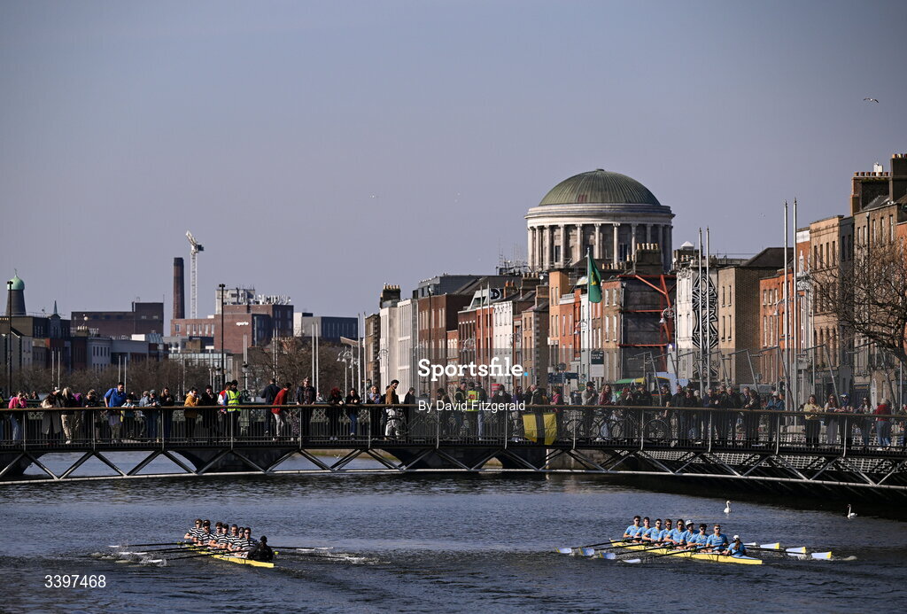 21 March 2026; The UCD Senior Men's team, right, bow to stern, Eoin McGrath, Oisin Dolan, Conor O’Reilly, Ciaran Conway, Andrew O’Leary, Ross Mason, Conaill Cunningham, Dach Murray, and cox Rhian Nelson contest the Gannon Cup against the Trinity College Senior Men's team bow to stern, Pearce Mooney, Eoghan Gloster, Lucas Calvey, Harry Pierce, Anrijs Lorencs, Samuel Walker, Adam Ranko, Ethan Coplan, and cox Caroline Welch during the 76th annual Colours Boat Race between UCD and Trinity College on the River Liffey in Dublin. Photo by David Fitzgerald/Sportsfile