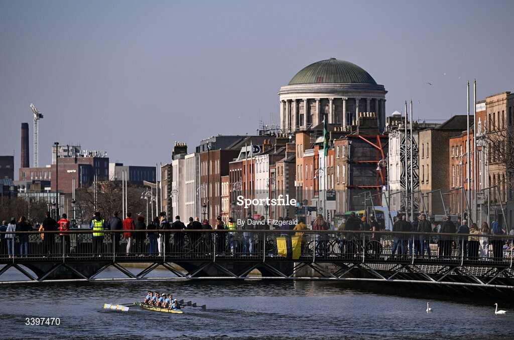 21 March 2026; The UCD Senior Men's team, bow to stern, Eoin McGrath, Oisin Dolan, Conor O’Reilly, Ciaran Conway, Andrew O’Leary, Ross Mason, Conaill Cunningham, Dach Murray, and cox Rhian Nelson contest the Gannon Cup against the Trinity College Senior Men's team during the 76th annual Colours Boat Race between UCD and Trinity College on the River Liffey in Dublin. Photo by David Fitzgerald/Sportsfile