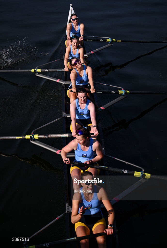 21 March 2026; UCD Women’s Novice Eights team, bow to stern, Eilís Mullane, Alison Callinan, Isabelle Ryan, Lia Butler, Cato Röell, Faye McEntaggart, after winning the Women’s Novice Eights race for the Sally Moorhead Trophy during the 76th annual Colours Boat Race between UCD and Trinity College on the River Liffey in Dublin. Photo by Seb Daly/Sportsfile