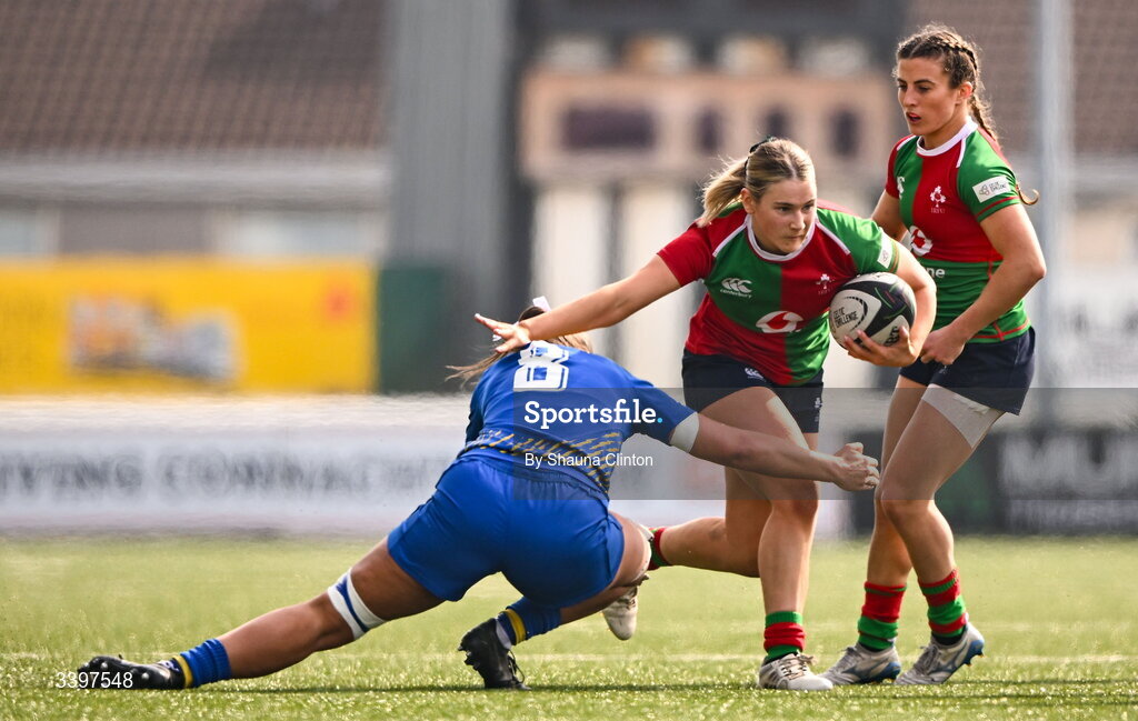 21 March 2026; Aoife Corey of Clovers in action against Bryonie King of Gwalia Lightning during the Celtic Challenge semi-final match between Clovers and Gwalia Lightning at Dexcom Stadium in Galway. Photo by Shauna Clinton/Sportsfile
