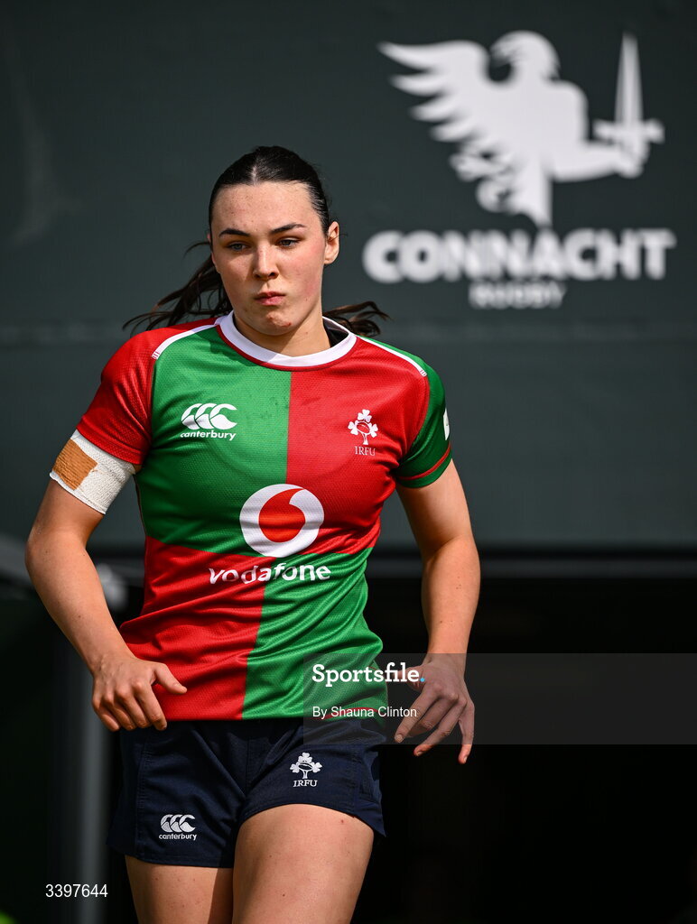 21 March 2026; Niamh Murphy of Clovers runs out onto the pitch ahead of the Celtic Challenge semi-final match between Clovers and Gwalia Lightning at Dexcom Stadium in Galway. Photo by Shauna Clinton/Sportsfile