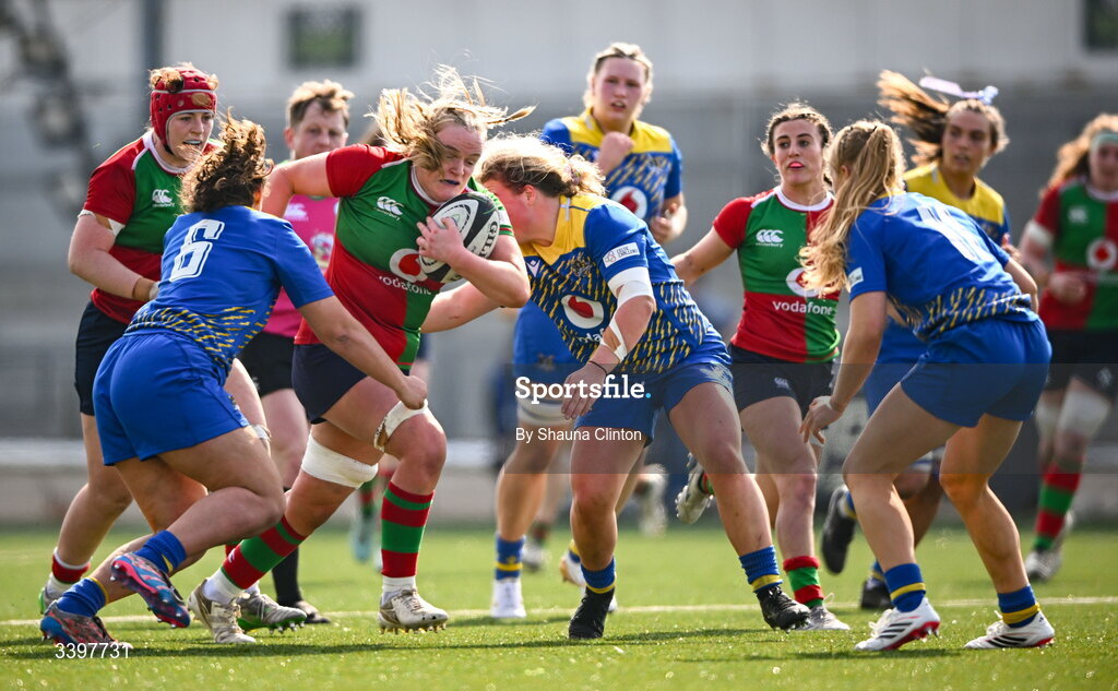 21 March 2026; Ailish Quinn of Clovers in action against Gwennan Hopkins of Gwalia Lightning during the Celtic Challenge semi-final match between Clovers and Gwalia Lightning at Dexcom Stadium in Galway. Photo by Shauna Clinton/Sportsfile