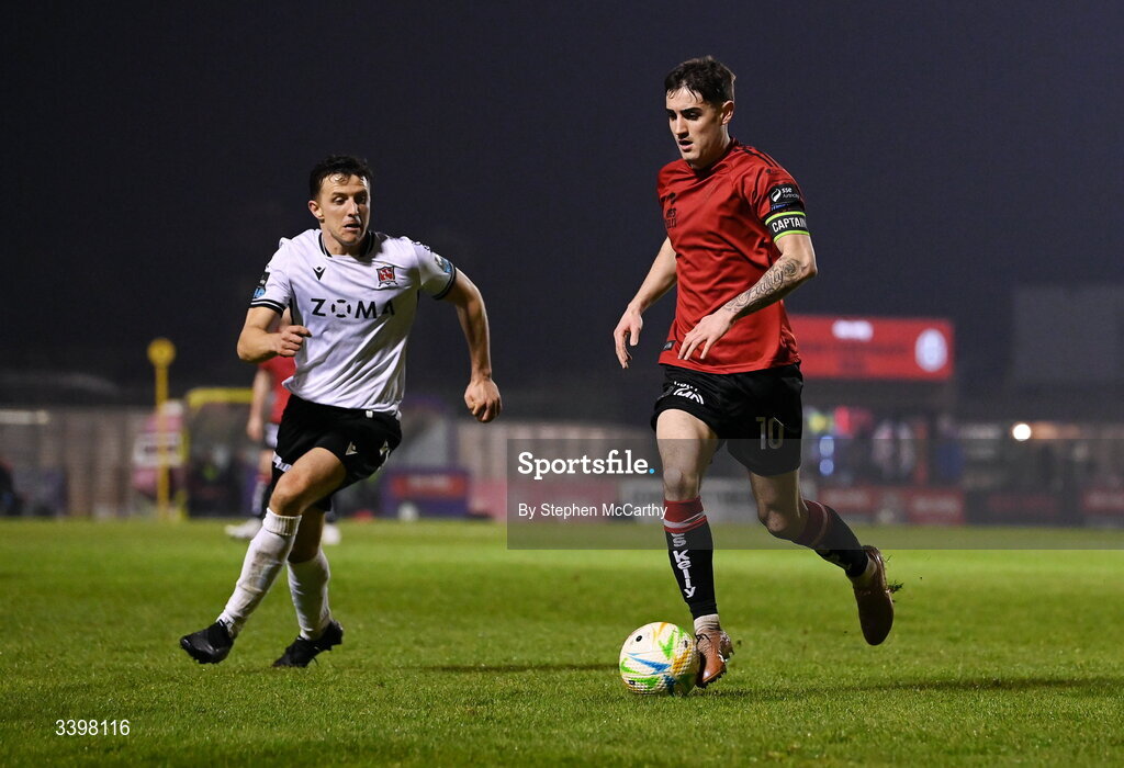 20 March 2026; Dawson Devoy of Bohemians in action against Keith Buckley of Dundalk during the SSE Airtricity Men's Premier Division match between Bohemians and Dundalk at Dalymount Park in Dublin. Photo by Stephen McCarthy/Sportsfile