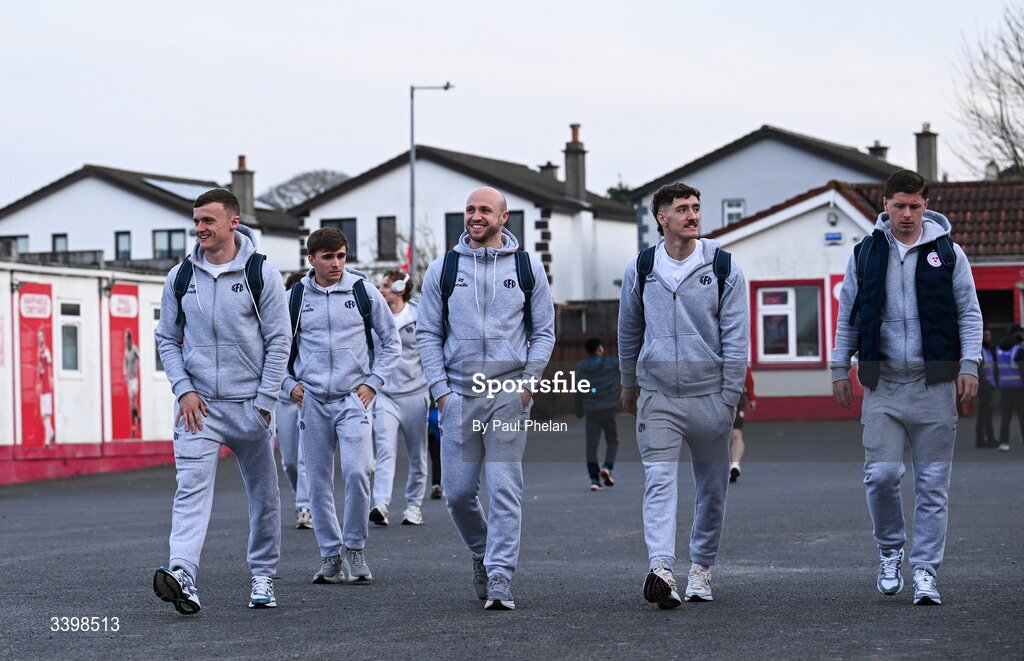 21 March 2026; JJ Lunney, James Norris, Kerr McInroy, John Martin and Kameron Ledwidge of Shelbourne arrive before the SSE Airtricity Men's Premier Division match between Sligo Rovers and Shelbourne at The Showgrounds in Sligo. Photo by Paul Phelan/Sportsfile