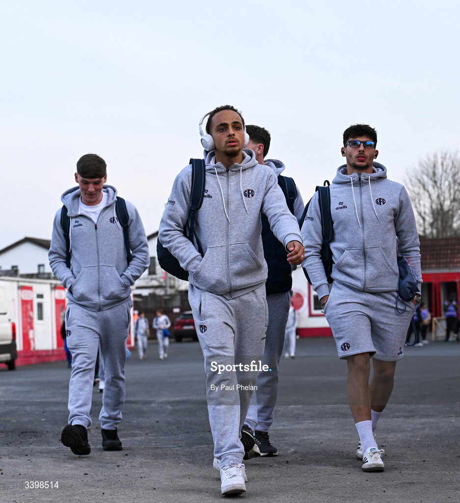 21 March 2026; Maill Lundgren of Shelbourne arrives before the SSE Airtricity Men's Premier Division match between Sligo Rovers and Shelbourne at The Showgrounds in Sligo. Photo by Paul Phelan/Sportsfile