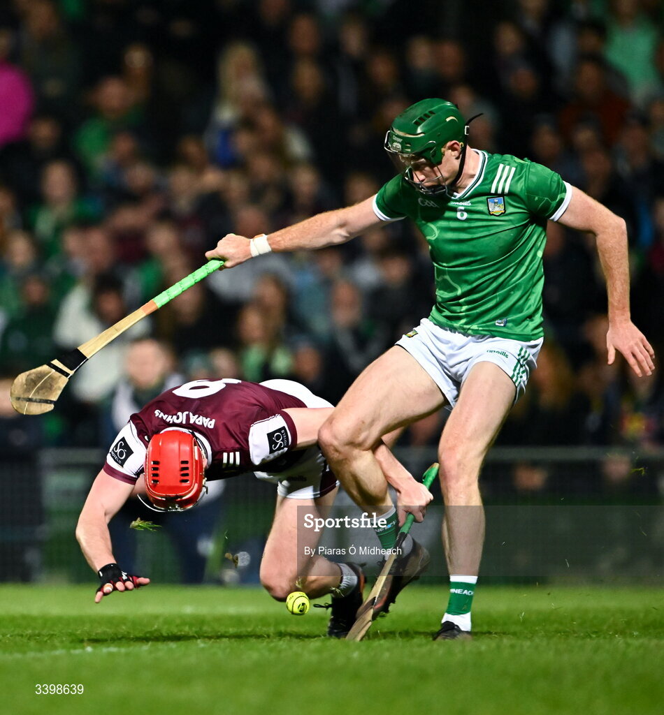 21 March 2026; TJ Brennan of Galway in action against William O'Donoghue of Limerick during the Allianz Hurling League Division 1A match between Limerick and Galway at TUS Gaelic Grounds in Limerick. Photo by Piaras Ó Mídheach/Sportsfile