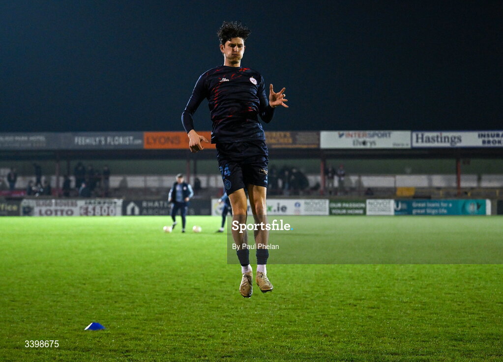 21 March 2026; Zeno Ibsen Rossi of Shelbourne before the SSE Airtricity Men's Premier Division match between Sligo Rovers and Shelbourne at The Showgrounds in Sligo. Photo by Paul Phelan/Sportsfile