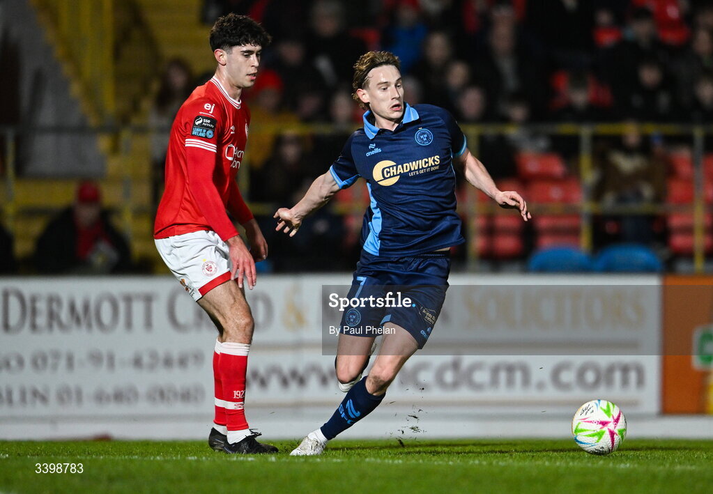 21 March 2026; Harry Wood of Shelbourne in action against Sean McHale of Sligo Rovers during the SSE Airtricity Men's Premier Division match between Sligo Rovers and Shelbourne at The Showgrounds in Sligo. Photo by Paul Phelan/Sportsfile