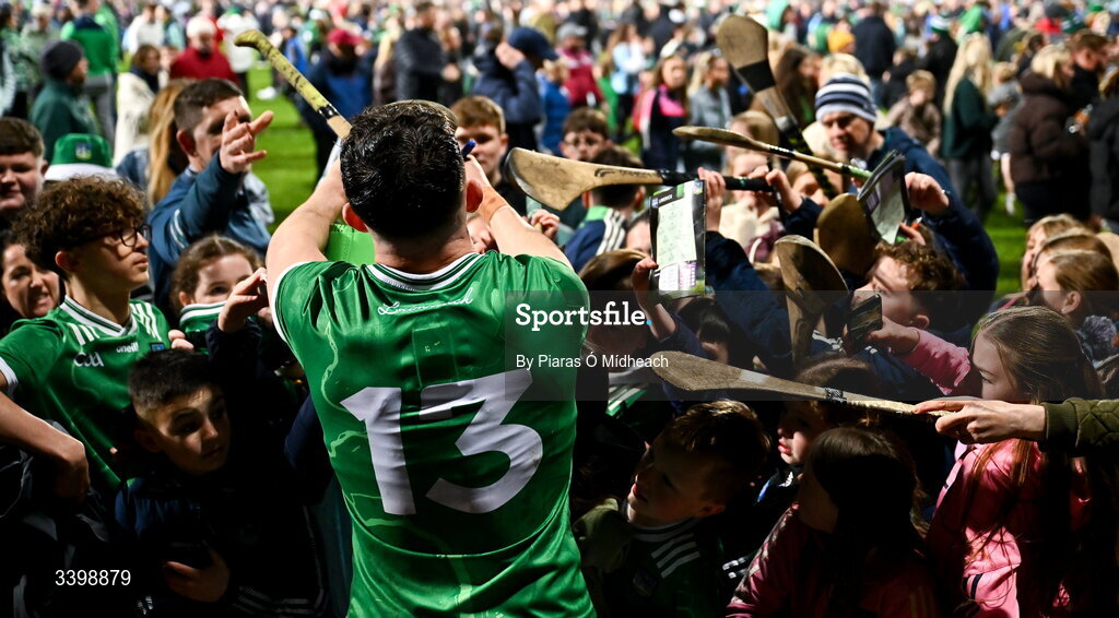 21 March 2026; Aaron Gillane of Limerick signs autographs after the Allianz Hurling League Division 1A match between Limerick and Galway at TUS Gaelic Grounds in Limerick. Photo by Piaras Ó Mídheach/Sportsfile