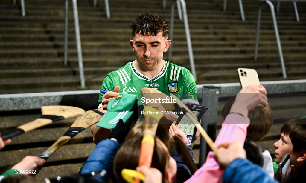 21 March 2026; Aaron Gillane of Limerick signs autographs after the Allianz Hurling League Division 1A match between Limerick and Galway at TUS Gaelic Grounds in Limerick. Photo by Piaras Ó Mídheach/Sportsfile