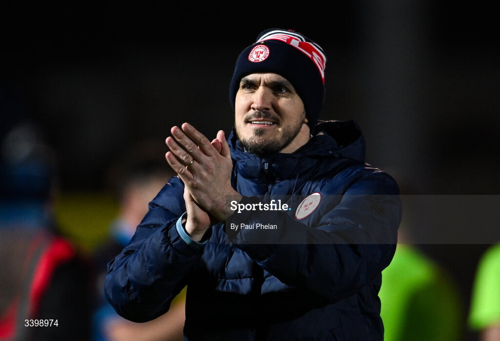 21 March 2026; Shelbourne head coach Joey O'Brien celebrates after the SSE Airtricity Men's Premier Division match between Sligo Rovers and Shelbourne at The Showgrounds in Sligo. Photo by Paul Phelan/Sportsfile