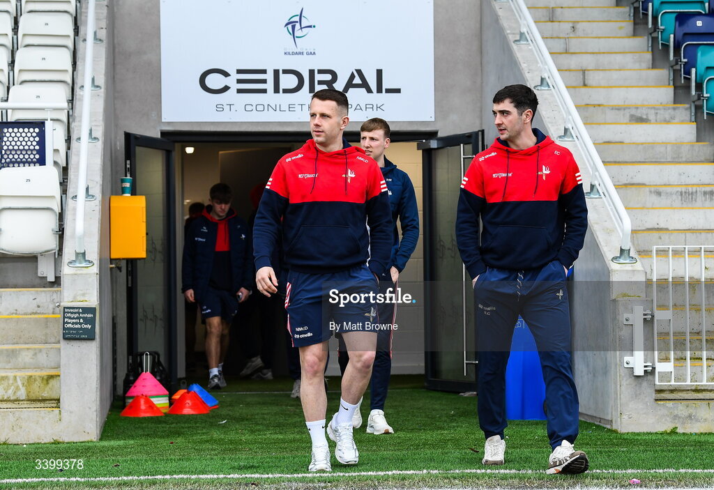 22 March 2026; Louth goalkeeper Niall McDonnell and Emmet Carolan before the Allianz Football League Division 2 match between Kildare and Louth at Cedral St Conleth's Park in Newbridge, Kildare. Photo by Matt Browne/Sportsfile