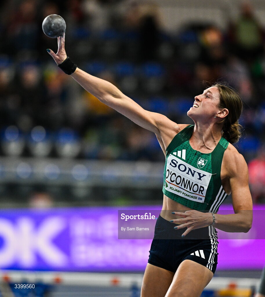 22 March 2026; Kate O'Connor of Ireland throws a personal best of 14.70m in the Women's shot put event in the Women's Pentathlon during day three of the World Athletics Indoor Championships at Kujawsko-Pomorska Arena in Torun, Poland. Photo by Sam Barnes/Sportsfile