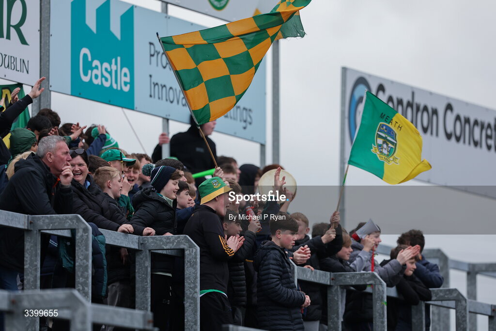 22 March 2026; Meath supporters during the Allianz Football League Division 2 match between Offaly and Meath at Glenisk O'Connor Park in Tullamore, Offaly. Photo by Michael P Ryan/Sportsfile