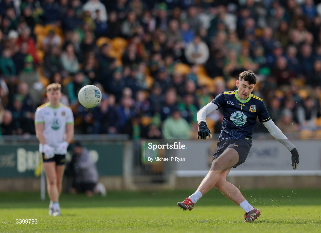 22 March 2026; Meath goalkeeper Seán Brennan kicks a two point score during the Allianz Football League Division 2 match between Offaly and Meath at Glenisk O'Connor Park in Tullamore, Offaly. Photo by Michael P Ryan/Sportsfile