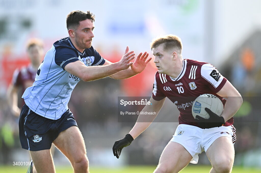 22 March 2026; Shane McGrath of Galway in action against Niall Scully of Dublin during the Allianz Football League Division 1 match between Galway and Dublin at Pearse Stadium in Galway. Photo by Piaras Ó Mídheach/Sportsfile