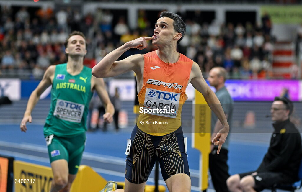 22 March 2026; Mariano García of Spain celebrates after winning in the Men's 1500m final during day three of the World Athletics Indoor Championships at Kujawsko-Pomorska Arena in Torun, Poland. Photo by Sam Barnes/Sportsfile
