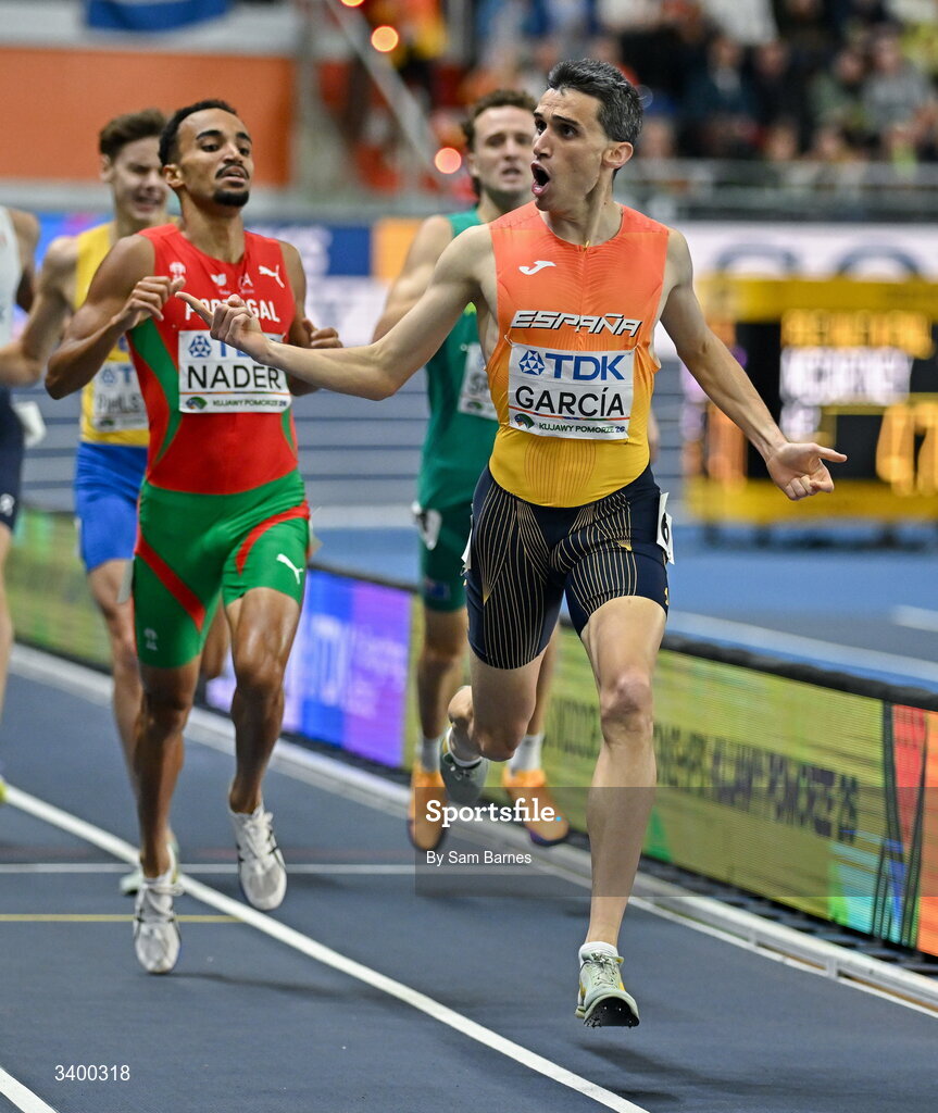 22 March 2026; Mariano García of Spain celebrates after winning in the Men's 1500m final during day three of the World Athletics Indoor Championships at Kujawsko-Pomorska Arena in Torun, Poland. Photo by Sam Barnes/Sportsfile