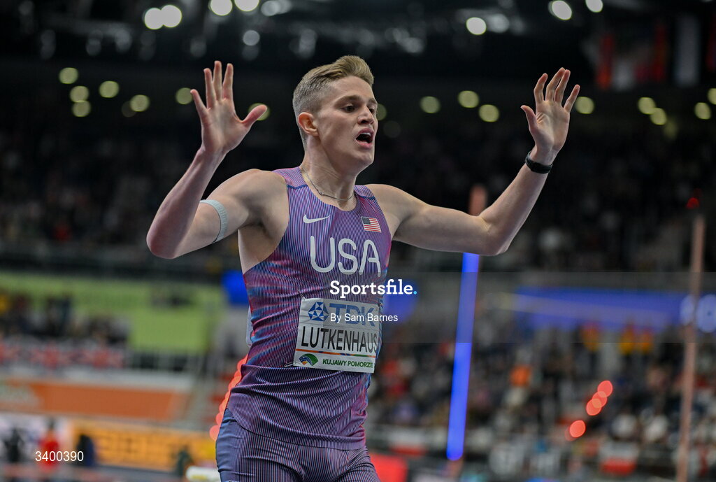 22 March 2026; Cooper Lutkenhaus of United States celebrates after winning the Men's 800m final during day three of the World Athletics Indoor Championships at Kujawsko-Pomorska Arena in Torun, Poland. Photo by Sam Barnes/Sportsfile