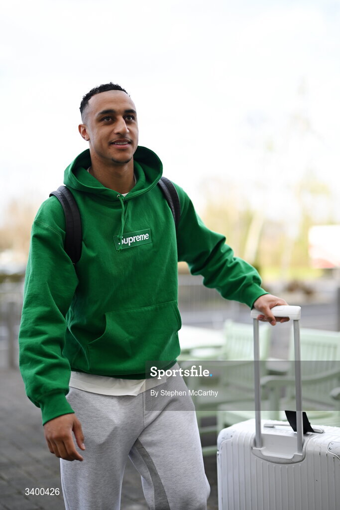 22 March 2026; Republic of Ireland's Adam Idah arrives at their team hotel ahead of their upcoming FIFA World Cup 2026 Playoff games. Photo by Stephen McCarthy/Sportsfile