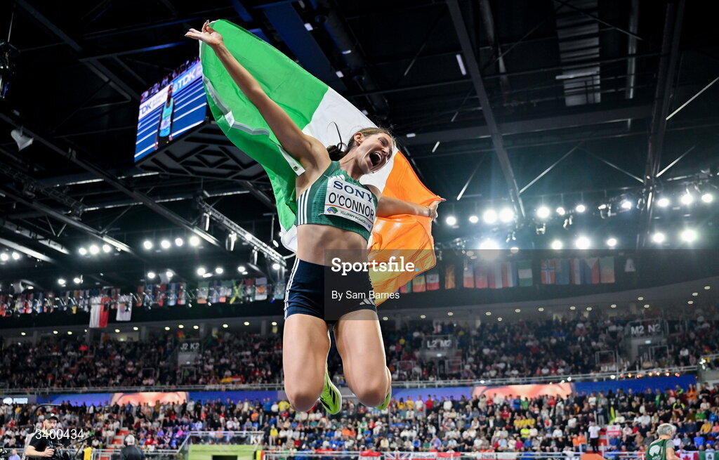 22 March 2026; Kate O'Connor of Ireland celebrates winning bronze in the Women's Pentathlon during day three of the World Athletics Indoor Championships at Kujawsko-Pomorska Arena in Torun, Poland. Photo by Sam Barnes/Sportsfile