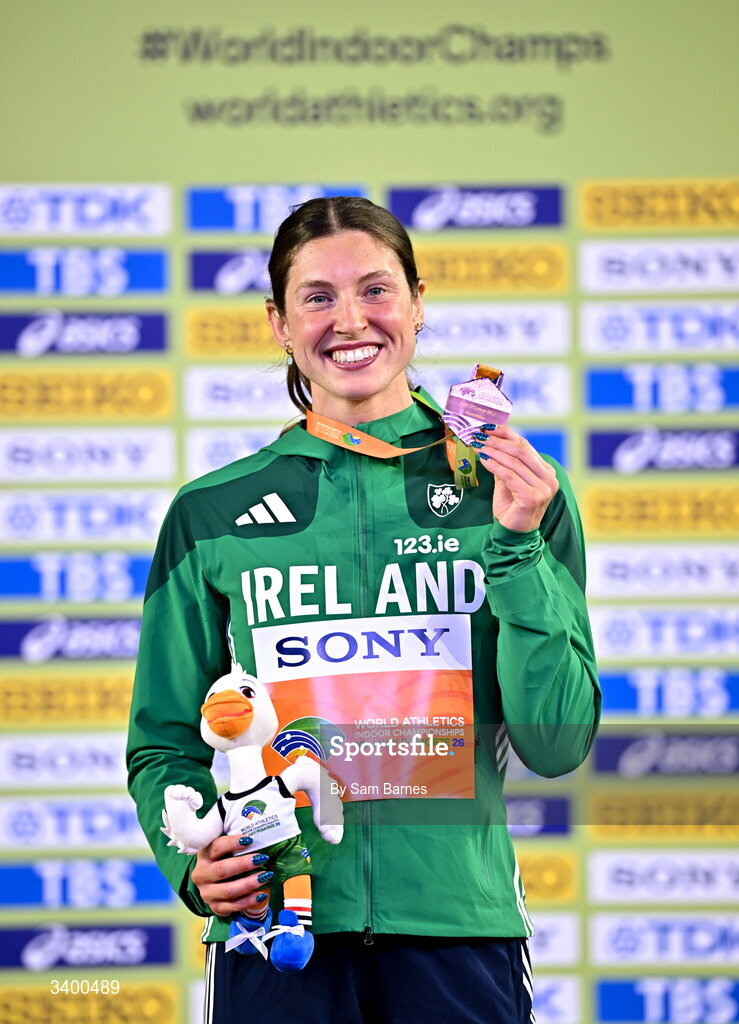 22 March 2026; Kate O'Connor of Ireland celebrates with her bronze from the Women's Pentathlon during day three of the World Athletics Indoor Championships at Kujawsko-Pomorska Arena in Torun, Poland. Photo by Sam Barnes/Sportsfile