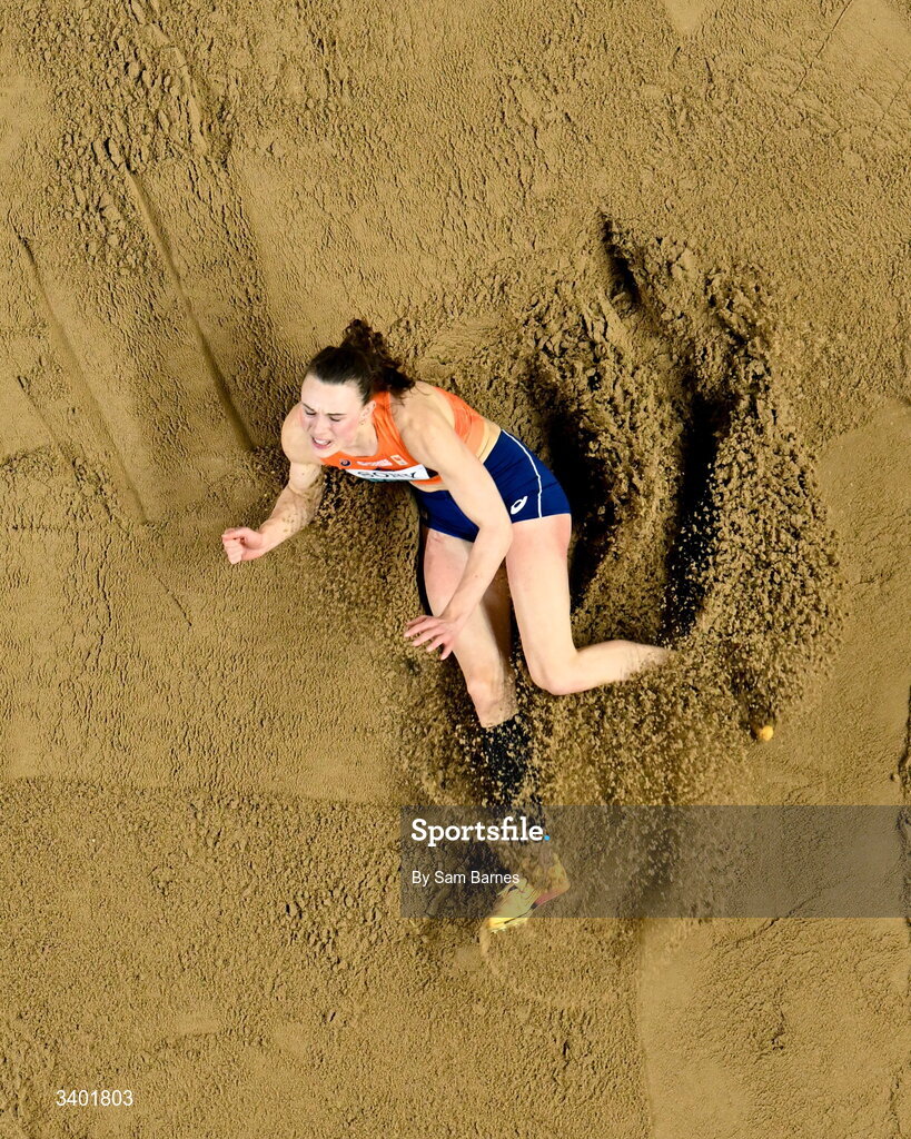 22 March 2026; Sofie Dokter of Netherlands competes in the long jump of the pentathlon during day three of the World Athletics Indoor Championships at Kujawsko-Pomorska Arena in Torun, Poland. Photo by Sam Barnes/Sportsfile
