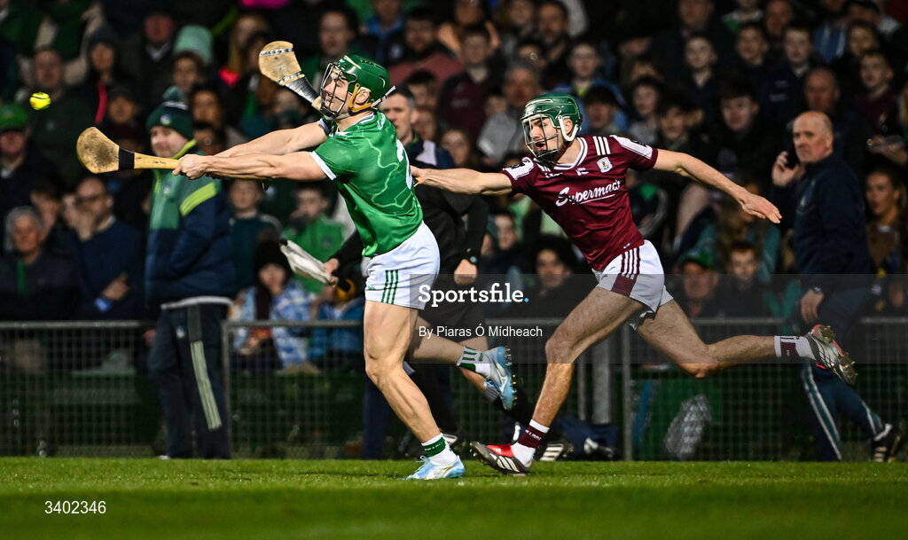 21 March 2026; Seán Finn of Limerick in action against Aaron Niland of Galway during the Allianz Hurling League Division 1A match between Limerick and Galway at TUS Gaelic Grounds in Limerick. Photo by Piaras Ó Mídheach/Sportsfile