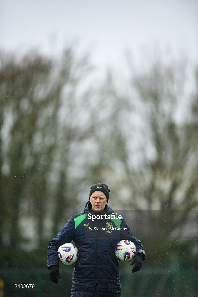 24 March 2026; Head coach Heimir Hallgrimsson during a Republic of Ireland men's training session at the FAI National Training Centre in Abbotstown, Dublin. Photo by Stephen McCarthy/Sportsfile