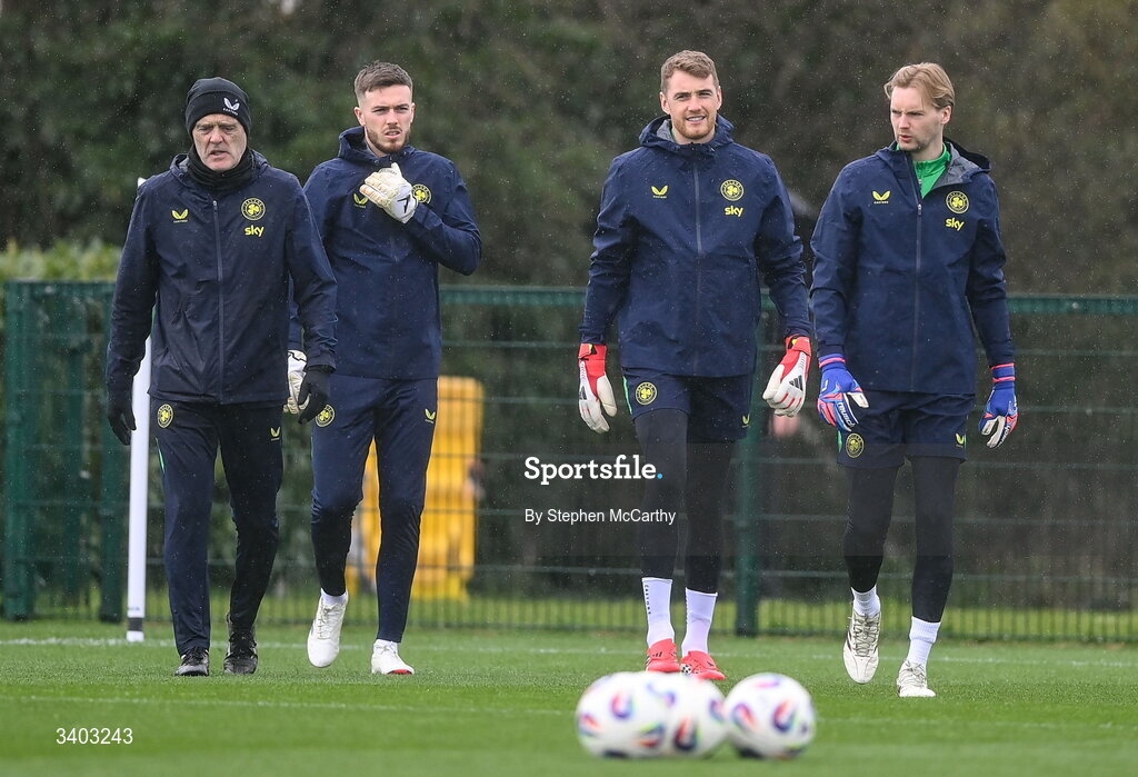 24 March 2026; Goalkeeping coach Gudmundur Hreidarsson with goalkeepers, from left, Josh Keeley, Mark Travers and Caoimhin Kelleher during a Republic of Ireland men's training session at the FAI National Training Centre in Abbotstown, Dublin. Photo by Stephen McCarthy/Sportsfile