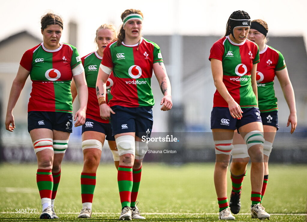 21 March 2026; Clovers players, from left, Jemima Adams Verling, Ailish Quinn, Ruth Campbell, Aoibhe O’Flynn and Aoibheann McGrath during the Celtic Challenge semi-final match between Clovers and Gwalia Lightning at Dexcom Stadium in Galway. Photo by Shauna Clinton/Sportsfile