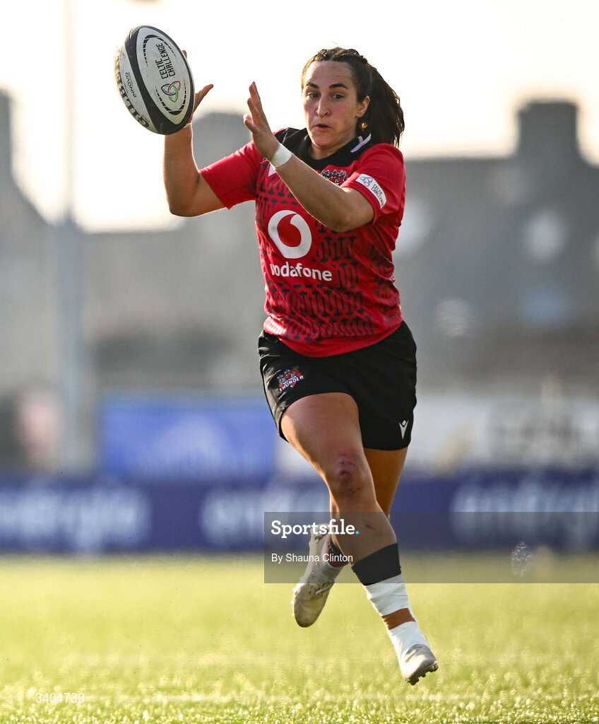 21 March 2026; Courtney Keight of Brython Thunder during the Celtic Challenge semi-final match between Wolfhounds and Brython Thunder at Dexcom Stadium in Galway. Photo by Shauna Clinton/Sportsfile