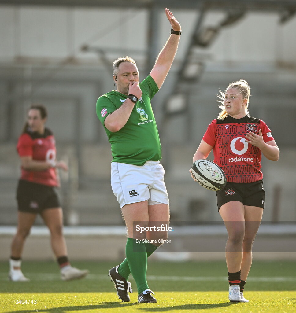 21 March 2026; Referee John Lillis speaks during the Celtic Challenge semi-final match between Wolfhounds and Brython Thunder at Dexcom Stadium in Galway. Photo by Shauna Clinton/Sportsfile