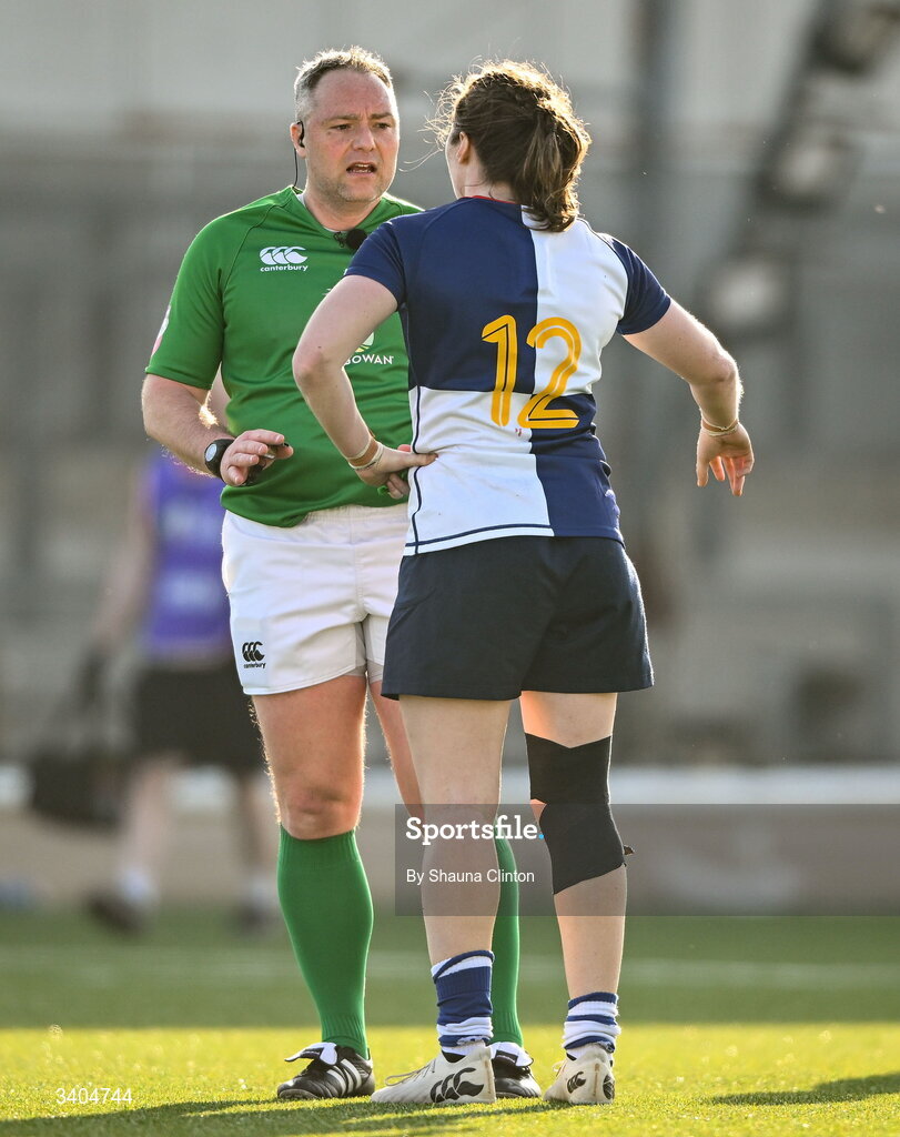 21 March 2026; Referee John Lillis speaks with Eve Higgins of Wolfhounds during the Celtic Challenge semi-final match between Wolfhounds and Brython Thunder at Dexcom Stadium in Galway. Photo by Shauna Clinton/Sportsfile